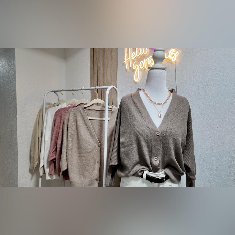 Chic Beige Women's Cardigan